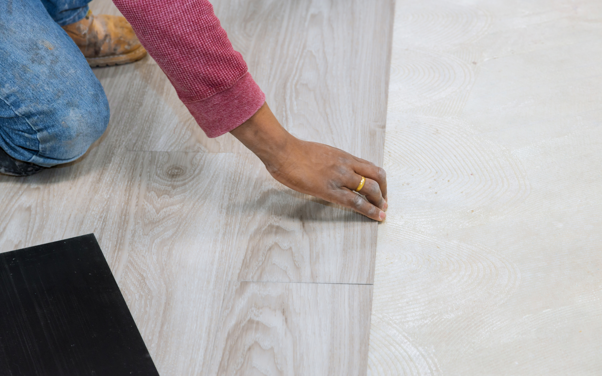 Expert laminate flooring Spring
