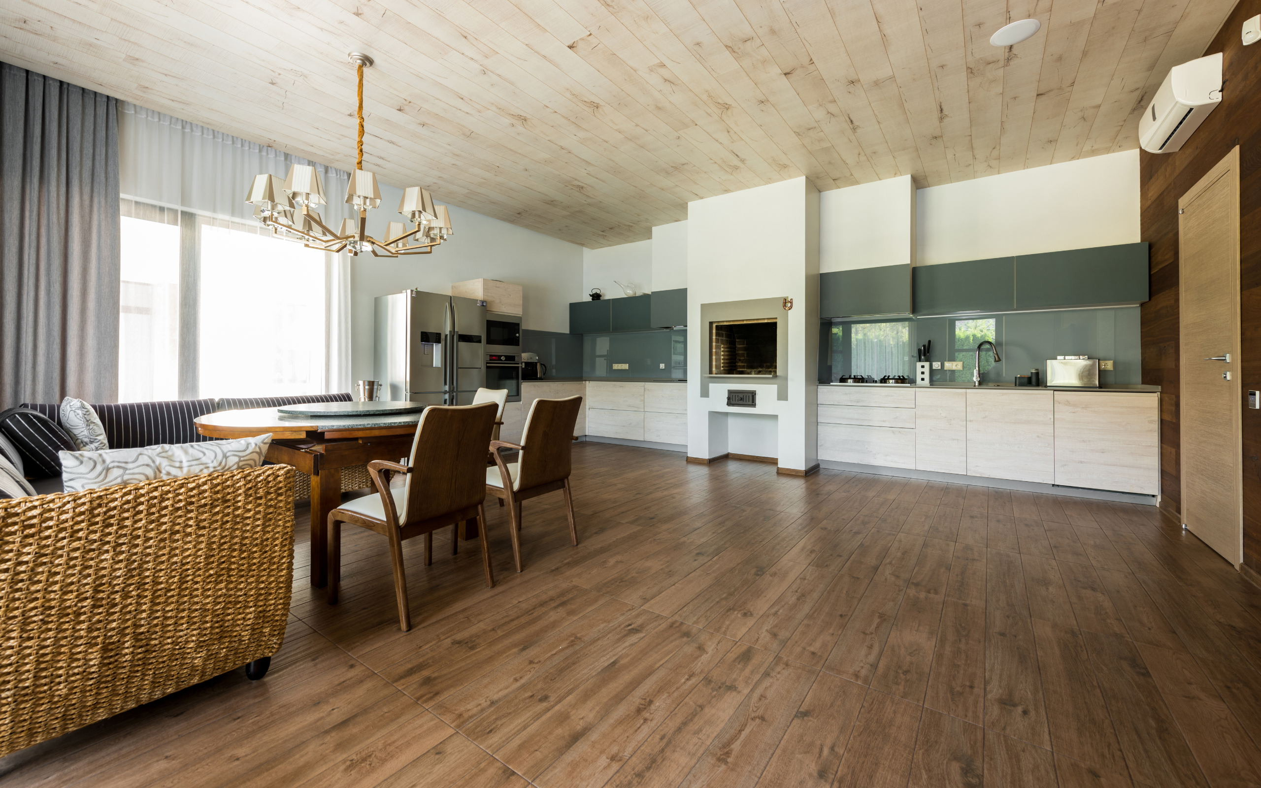 Waterproof-vinyl-plank-install