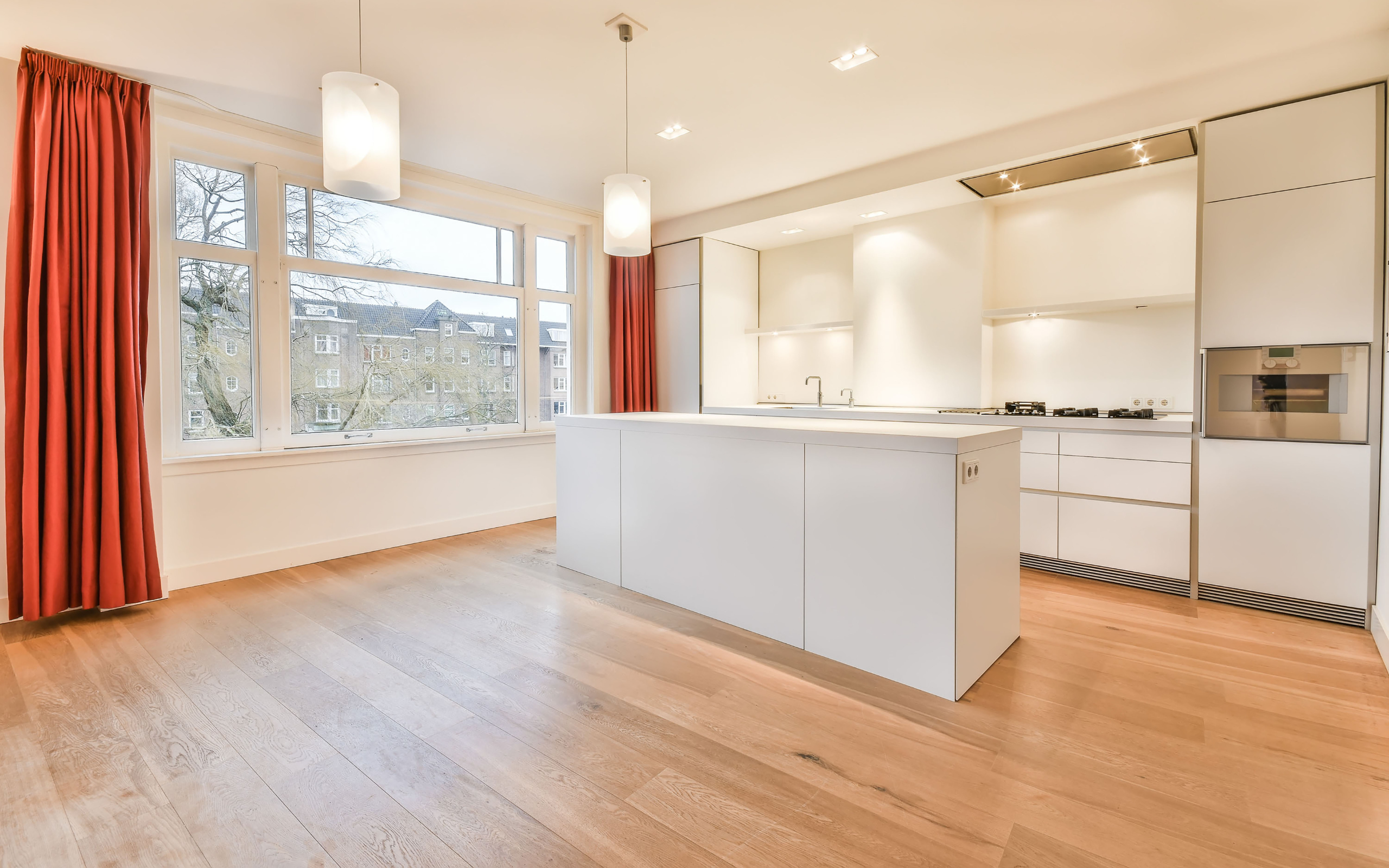 Waterproof-laminate-install-Houston
